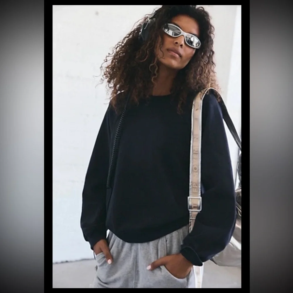 Free People Movement  For  The  Win  Pullover Crew Neck 99%Cotton Fleece Lining